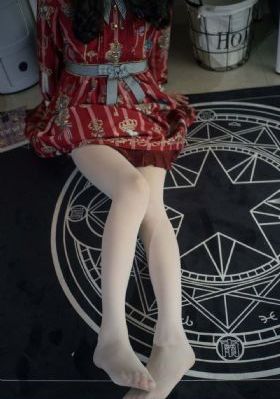 嫩草一区二区_BD国语高清完整版
